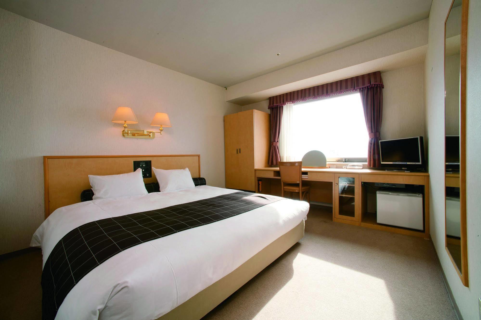 Yamagata Kokusai Hotel Exteriör bild