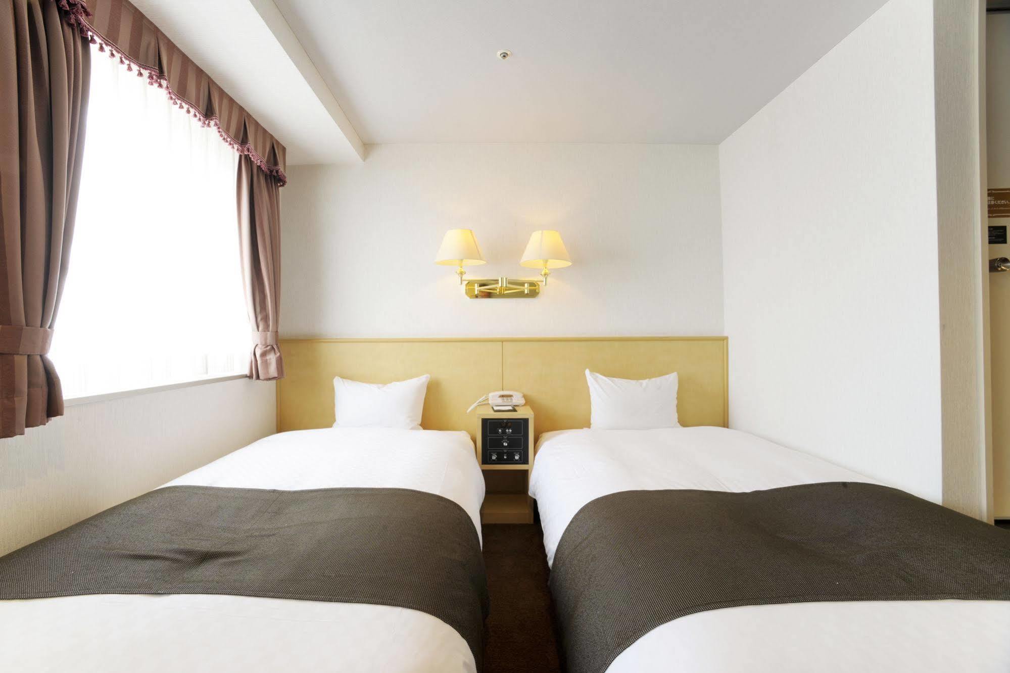 Yamagata Kokusai Hotel Exteriör bild